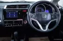 2A105 Honda JAZZ 1.5 SV i-VTEC รถเก๋ง 5 ประตู 2015 -11