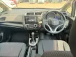 2017 Honda JAZZ 1.5 V i-VTEC รถเก๋ง 5 ประตู -9