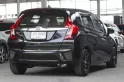 2017 Honda JAZZ 1.5 V+ i-VTEC รถเก๋ง 5 ประตู ออกรถ 0 บาท-4