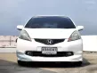 2010 Honda JAZZ 1.5 V รถเก๋ง 5 ประตู -6