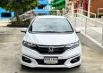 2019 Honda JAZZ 1.5 V+ i-VTEC รถเก๋ง 5 ประตู ดาวน์ 0%-3