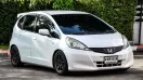 ขาย รถมือสอง 2014 Honda JAZZ 1.5 S i-VTEC รถเก๋ง 5 ประตู -2