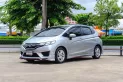 2015 Honda JAZZ 1.5 V i-VTEC รถเก๋ง 5 ประตู -6