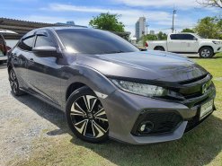 Honda CIVIC FK 1.5 Turbo Hatchback ปี 2018 สีเทา มือหนึ่ง