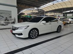2017 Honda ACCORD 2.0 EL NAVI р╕гр╕Цр╣Ар╕Бр╣Лр╕З 4 р╕Ыр╕гр╕░р╕Хр╕╣ р╕гр╕Цр╕Ър╣Йр╕▓р╕Щ р╕бр╕╖р╕нр╣Ар╕Фр╕╡р╕вр╕з р╕Ыр╕гр╕░р╕зр╕▒р╕Хр╕┤р╕ир╕╣р╕Щр╕вр╣М 