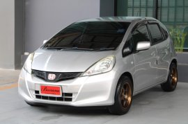 2012 Honda Jazz 1.5 (ปี 08-14) V i-VTEC Hatchback