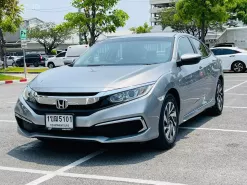 🔥 Honda Civic 1.8 E ซื้อรถผ่านไลน์ รับฟรีบัตรเติมน้ำมัน