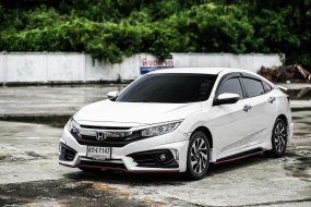 New !! Honda Civic FC 1.8 EL ปี 2018 รถมือเดียวป้ายแดง ประวัติศูนย์ตลอด เลขไมล์แท้