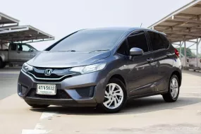 2015 Honda JAZZ 1.5 V รถเก๋ง 5 ประตู 