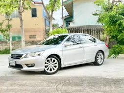 Honda ACCORD 2.4 TECH ท๊อปซันรูฟ ปี 2015