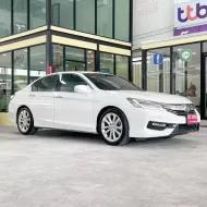 HONDA  ACCORD 2.4 EL Navi เกียร์ A/T ปี2018 ดาวน์ 0%