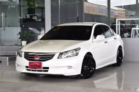 Honda ACCORD 2.0 E i-VTEC ปี 2013 ไม่เคยติดแก๊สแน่นอน รถบ้านแท้ ใช้น้อยเข้าศูนย์ตลอด สวยเดิม ฟรีดาวน