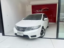 2013 Honda CITY 1.5 S i-VTEC รถเก๋ง 4 ประตู 