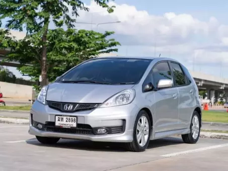 ขายรถ Honda Jazz 1.5 V ปี 2012