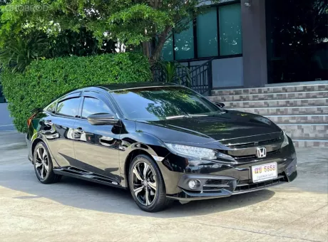 2018 HONDA CIVIC FC 1.5 TURBO RS รถมือเดียว วิ่งน้อยเพียง 70,000 กม เข้าศูนย์ทุกระยะ ไม่มีอุบัติเหตุ