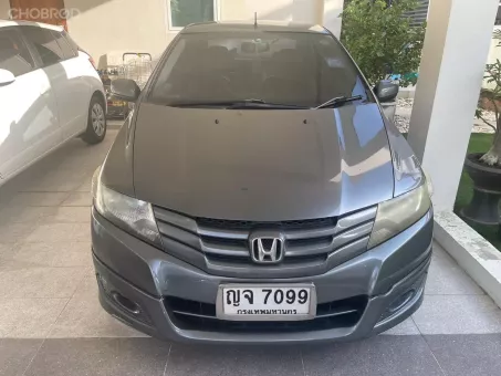 2011 Honda CITY 1.5 V i-VTEC รถเก๋ง 4 ประตู 