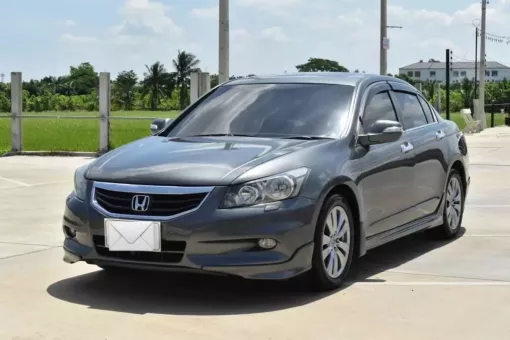 2013 Honda ACCORD 2.4 JP รถเก๋ง 4 ประตู 