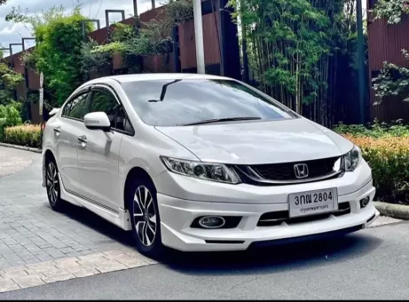 2014 Honda CIVIC 1.8 E i-VTEC รถเก๋ง 4 ประตู 