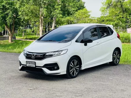 2021 Honda JAZZ 1.5 RS i-VTEC รถเก๋ง 5 ประตู รถบ้านมือเดียว ไมล์น้อย เจ้าของฝากขาย