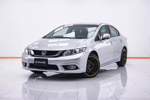 1B978 HONDA CIVIC FB 1.8 E AT 2013