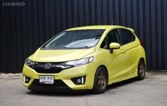 2014 Honda JAZZ 1.5 SV i-VTEC ท็อปสุด Push Start  ไมล์70,xxx ผ่อน6,xxx