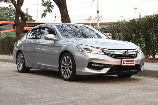 Honda Accord 2.0 EL i-VTEC 2016 รถบ้านมือเดียวออกศูนย์ ใช้งานน้อย เครดิตดีฟรีดาวน์