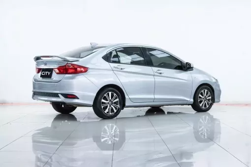 2A515 Honda CITY 1.5 V+ i-VTEC รถเก๋ง 4 ประตู 2017 