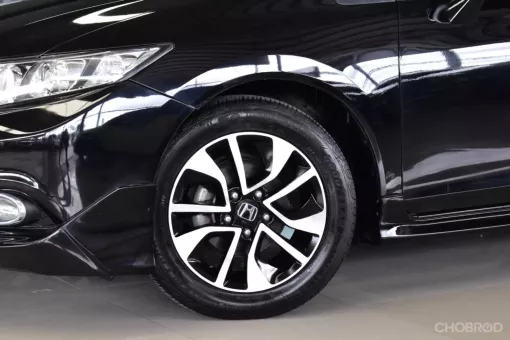 Honda CIVIC 1.8 E i-VTEC ปี 2015 รถบ้านมือเดียว ใช้น้อยมากเข้าศูนย์ตลอด ไม่เคยติดแก๊ส สวยเดิม ฟรีดาว