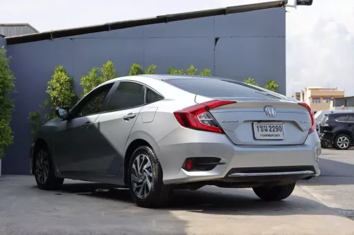 2020 Honda CIVIC 1.8 E (FC) AUTO ฟรีดาวน์ ออกรถ0บาท การันตรีไมล์แท้ ไม่มีอุบัติเหตุชนหนัก